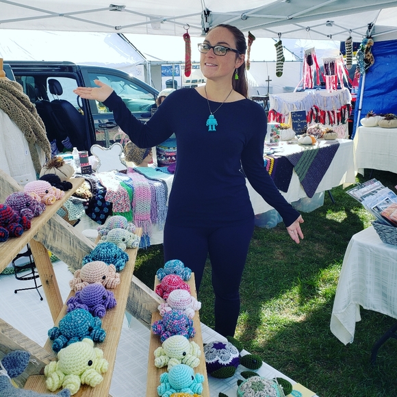 Meet your Posher, Corinne - Picture 4 of 8